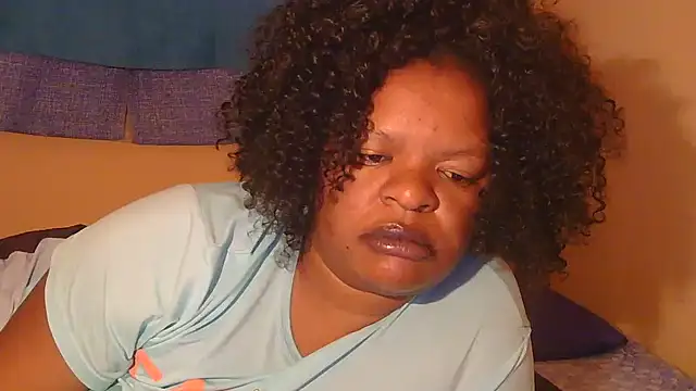 Snapshot of ebony_rose11 chatting on 14, 9, 2025 ebony rose11 online show from 14, 9, 2025