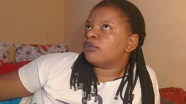 Snapshot of ebony_rose11 chatting on 11, 10, 2025 ebony rose11 online show from 11, 10, 2025