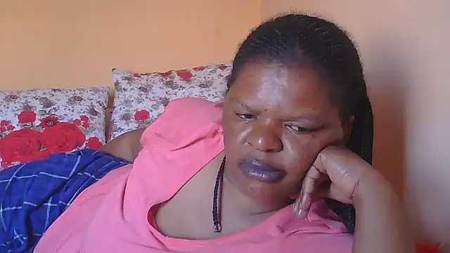 Snapshot of ebony_rose11 chatting on 23, 10, 2025 ebony rose11 online show from 23, 10, 2025