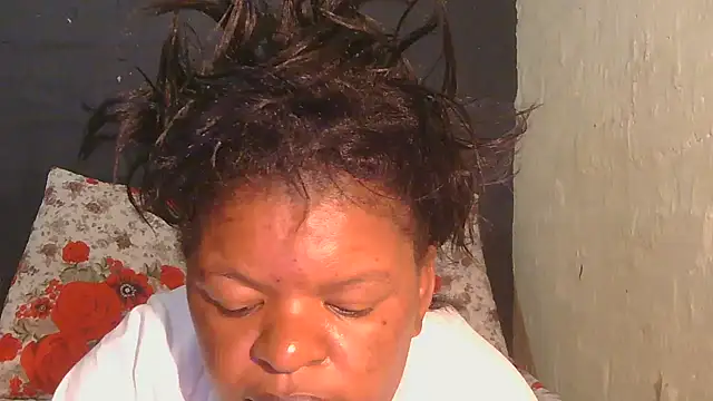 Snapshot of ebony_rose11 chatting on 7, 11, 2025 ebony rose11 online show from 7, 11, 2025