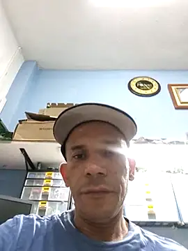 Snapshot of karlossan24 chatting on 18, 1, 2026 karlossan24 online show from 18, 1, 2026