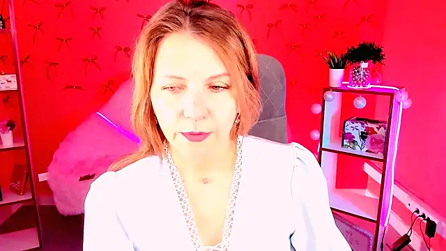 NicoleHitman online show from 18, 3, 2026