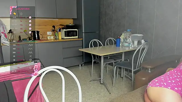 EvaTheHeart online show from 18, 10, 2025