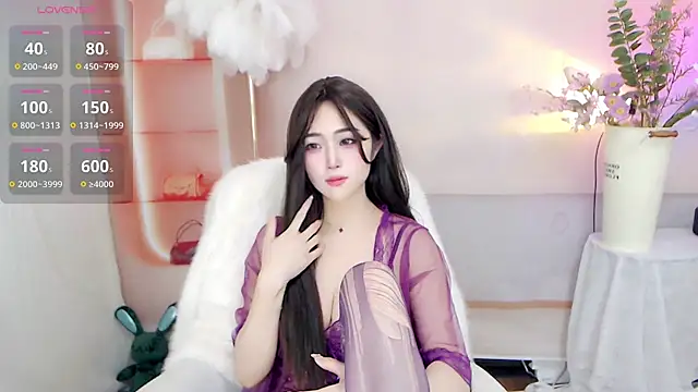 Snapshot of October_10 chatting on 23, 3, 2025 October 10 online show from 23, 3, 2025