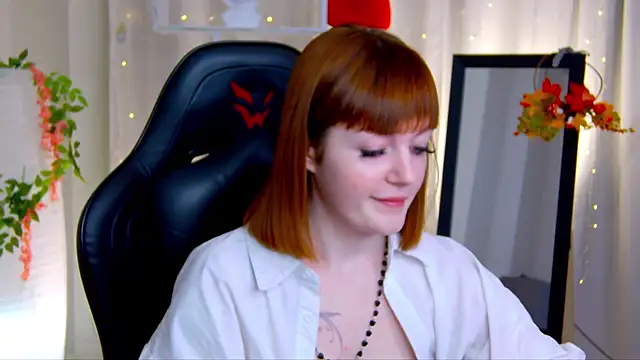 Snapshot of Ashley_Nicks chatting on 1, 11, 2025 Ashley Nicks online show from 1, 11, 2025