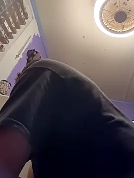 Snapshot of Bigdicklove6966 chatting on 14, 12, 2025 Bigdicklove6966 online show from 14, 12, 2025