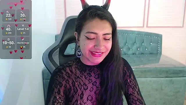 Snapshot of alexa_romero_t chatting on 24, 10, 2025 alexa romero t online show from 24, 10, 2025