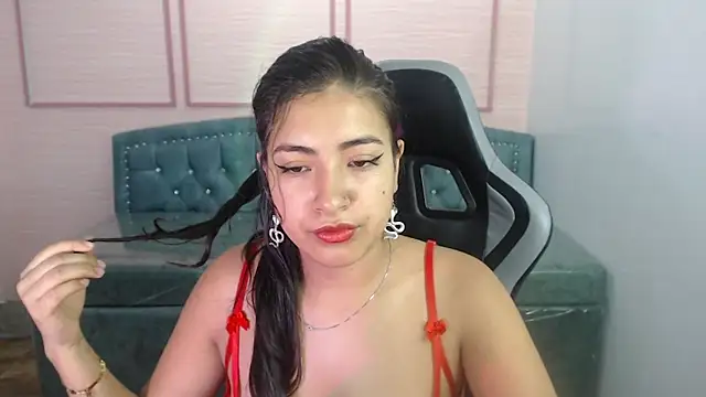Snapshot of alexa_romero_t chatting on 14, 11, 2025 alexa romero t online show from 14, 11, 2025