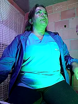 isis milove online show from 14, 3, 2026