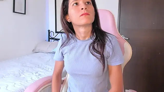 Snapshot of cowmarce chatting on 14, 3, 2025 cowmarce online show from 14, 3, 2025