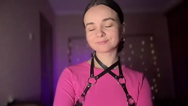 lanaloulou online show from 13, 9, 2025