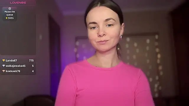 lanaloulou online show from 30, 9, 2025