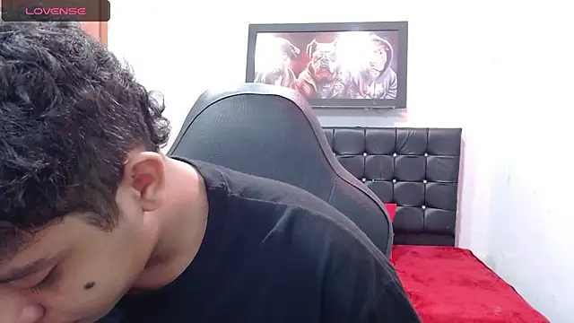Snapshot of Alejandroo_22 chatting on 18, 3, 2025 Alejandroo 22 online show from 18, 3, 2025