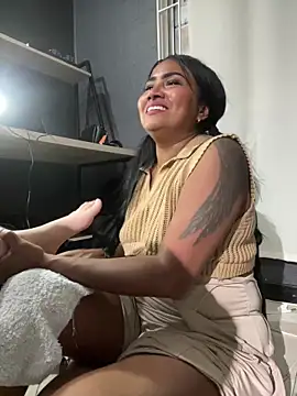 Ariana Rodriguez online show from 23, 12, 2025