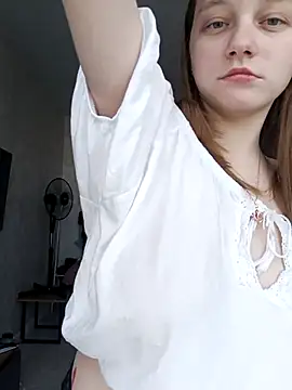 Snapshot of Bonechka chatting on 19, 9, 2025 Bonechka online show from 19, 9, 2025