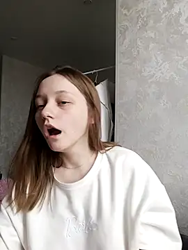 Snapshot of Bonechka chatting on 5, 11, 2025 Bonechka online show from 5, 11, 2025