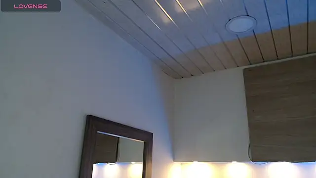 Cristal Velle online show from 25, 9, 2025