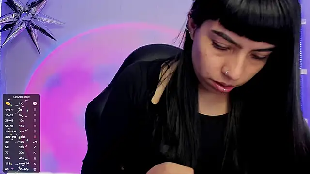 Snapshot of Saraa_Desiree chatting on 6, 3, 2025 Saraa Desiree online show from 6, 3, 2025