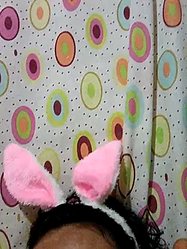 Snapshot of sarayulith chatting on 3, 11, 2025 sarayulith online show from 3, 11, 2025