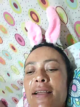 Snapshot of sarayulith chatting on 18, 11, 2025 sarayulith online show from 18, 11, 2025