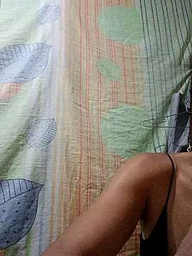 Snapshot of sarayulith chatting on 25, 11, 2025 sarayulith online show from 25, 11, 2025