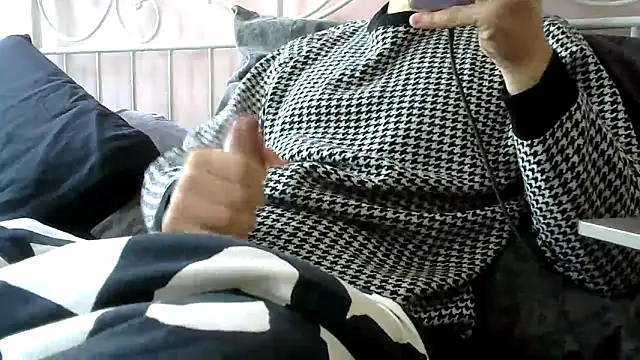 Snapshot of Italianmonsterd chatting on 2, 11, 2025 Italianmonsterd online show from 2, 11, 2025