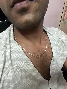 Snapshot of Aarush_1 chatting on 8, 3, 2025 Aarush 1 online show from 8, 3, 2025