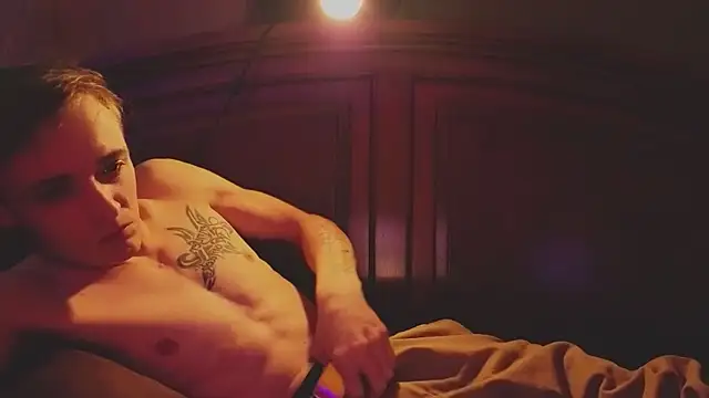 Ilovepussy1911 online show from 11, 4, 2026