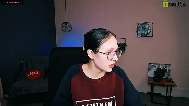 Snapshot of mona_cloud chatting on 16, 3, 2025 mona cloud online show from 16, 3, 2025