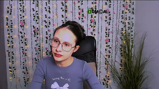 Snapshot of mona_cloud chatting on 21, 3, 2025 mona cloud online show from 21, 3, 2025