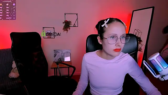 Snapshot of mona_cloud chatting on 30, 9, 2025 mona cloud online show from 30, 9, 2025