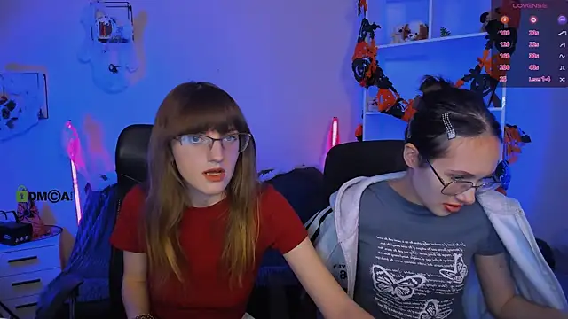 Snapshot of mona_cloud chatting on 28, 10, 2025 mona cloud online show from 28, 10, 2025