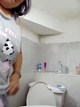 victoria wayne online show from 8, 4, 2026