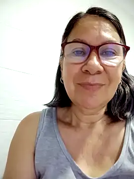 Snapshot of victoria_wayne chatting on 23, 4, 2026 victoria wayne online show from 23, 4, 2026