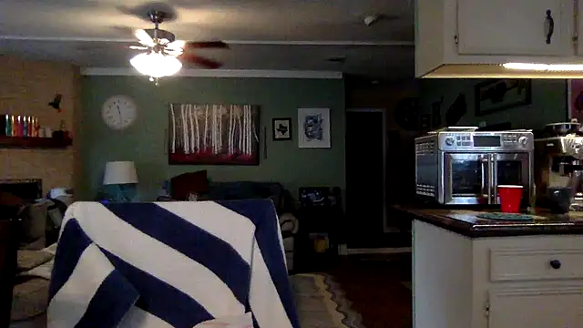 Snapshot of superbearboss chatting on 8, 1, 2026 superbearboss online show from 8, 1, 2026