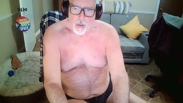 Snapshot of superbearboss chatting on 14, 1, 2026 superbearboss online show from 14, 1, 2026