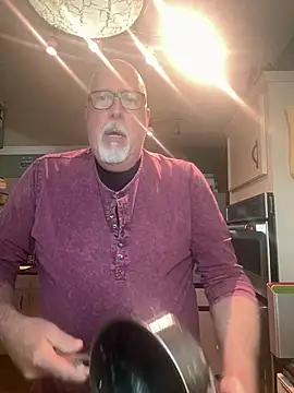 Snapshot of superbearboss chatting on 15, 1, 2026 superbearboss online show from 15, 1, 2026