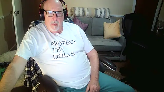 Snapshot of superbearboss chatting on 17, 2, 2026 superbearboss online show from 17, 2, 2026