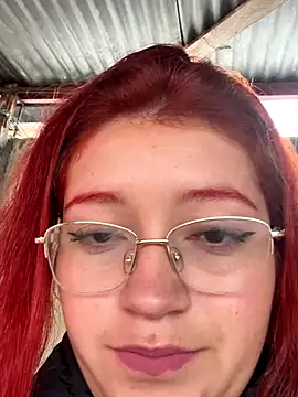 Karina Leon online show from 18, 12, 2025