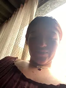 Snapshot of Karina_Leon chatting on 19, 4, 2026 Karina Leon online show from 19, 4, 2026