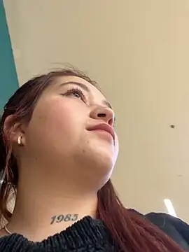 Snapshot of Karina_Leon chatting on 9, 5, 2026 Karina Leon online show from 9, 5, 2026