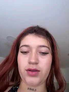 Snapshot of Karina_Leon chatting on 13, 5, 2026 Karina Leon online show from 13, 5, 2026