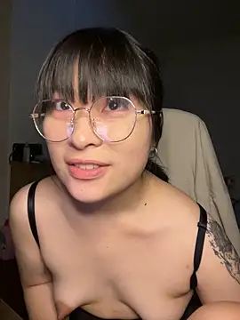 Snapshot of 214Jun chatting on 14, 10, 2025 214Jun online show from 14, 10, 2025