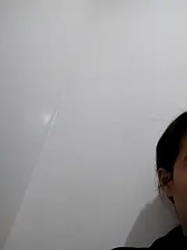 saraaxx1 online show from 1, 12, 2025