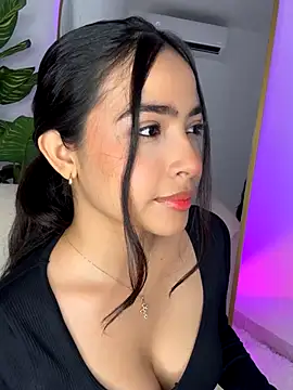 Snapshot of _Emily_Thompson_ chatting on 16, 10, 2025 Emily Thompson online show from 16, 10, 2025