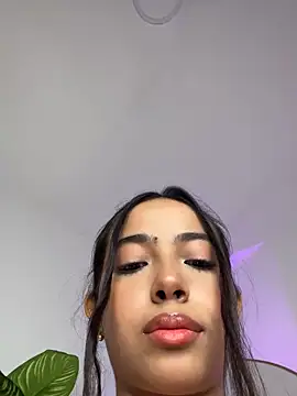 Snapshot of _Emily_Thompson_ chatting on 19, 10, 2025 Emily Thompson online show from 19, 10, 2025