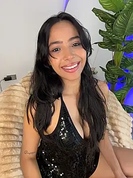  Emily Thompson  online show from 20, 7, 2026