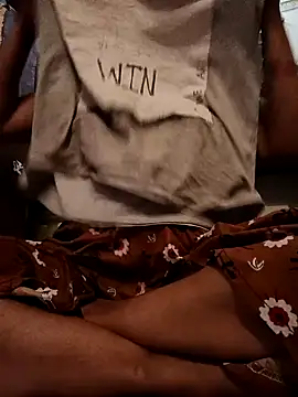 Snapshot of ASAM3500 chatting on 8, 3, 2025 ASAM3500 online show from 8, 3, 2025