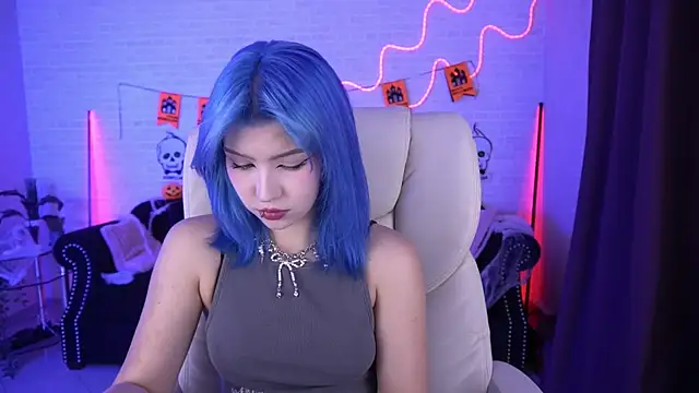 Snapshot of SelenaIris chatting on 31, 10, 2025 SelenaIris online show from 31, 10, 2025