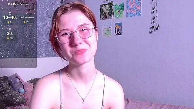 Snapshot of Cute_Cate404 chatting on 21, 9, 2025 Cute Cate404 online show from 21, 9, 2025